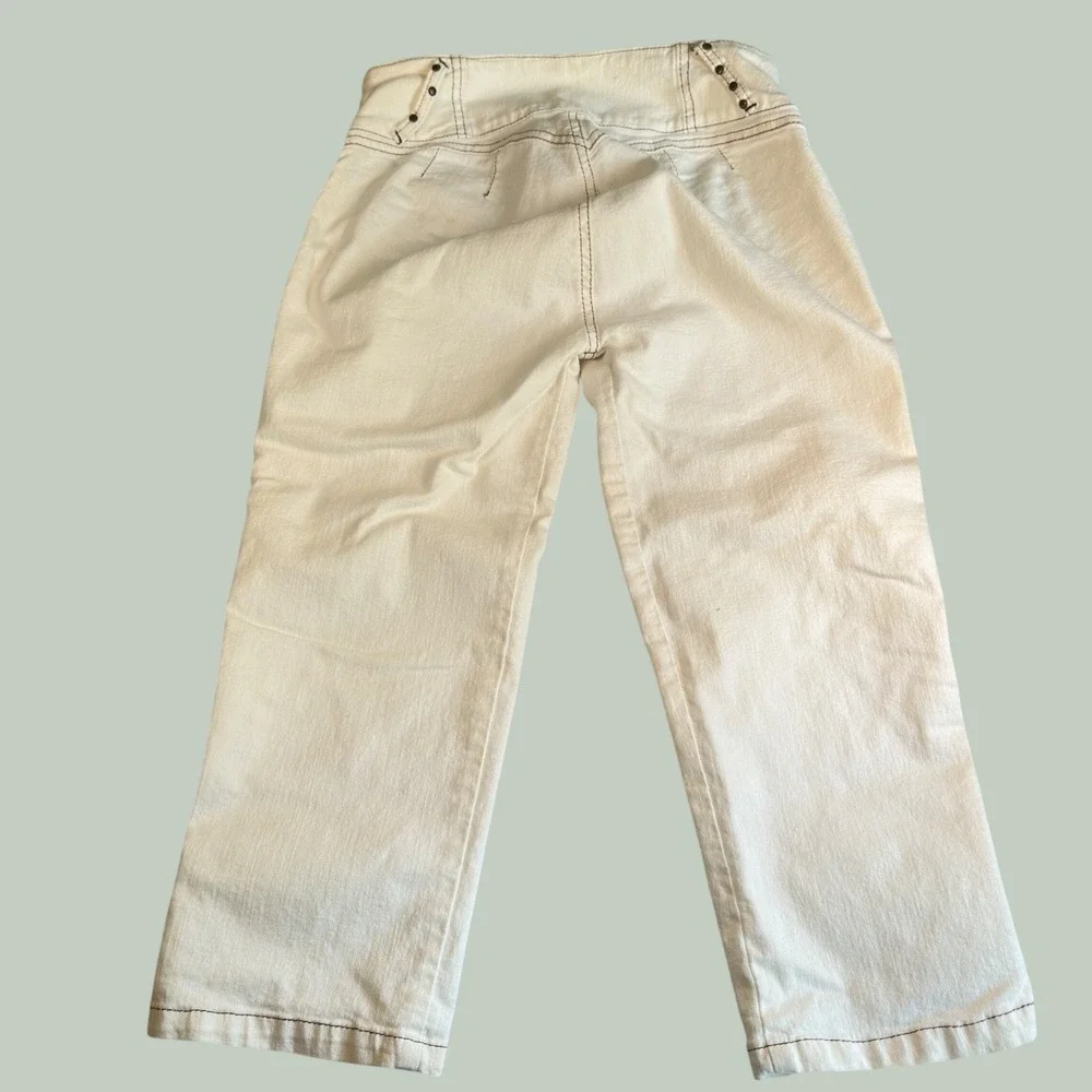 Colombian White Denim Skinny Capri Pants Western Studded Brown Stitch Size 12